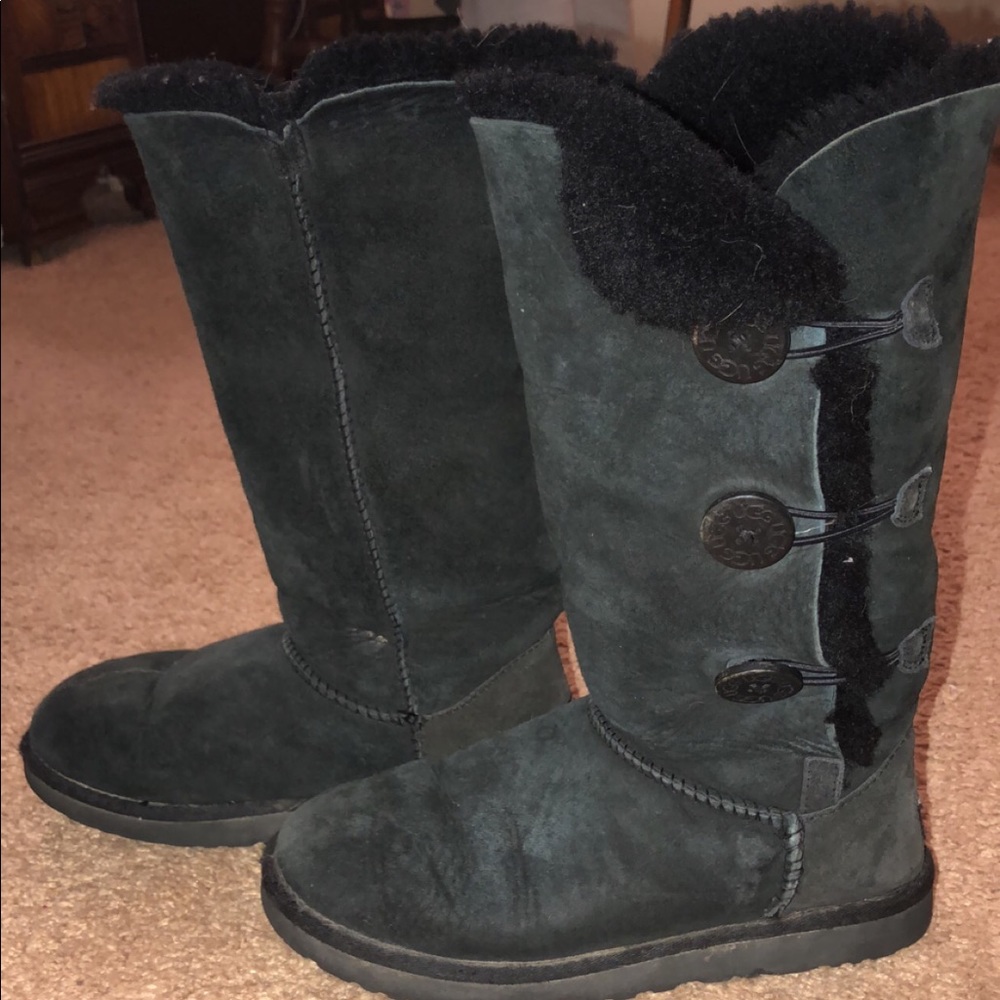 Women’s black 3 bailey button UGG boots